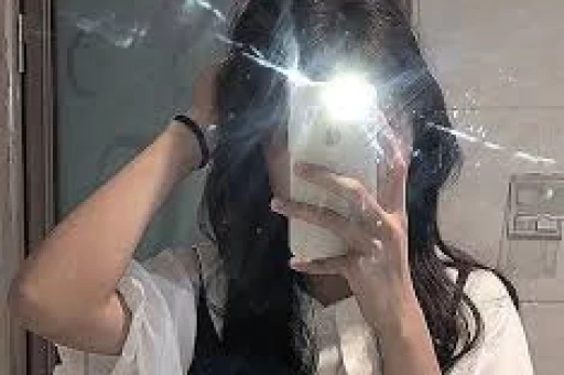 Q女士晒与宋宁峰聊天记录还说他是小男孩、太抗揍了