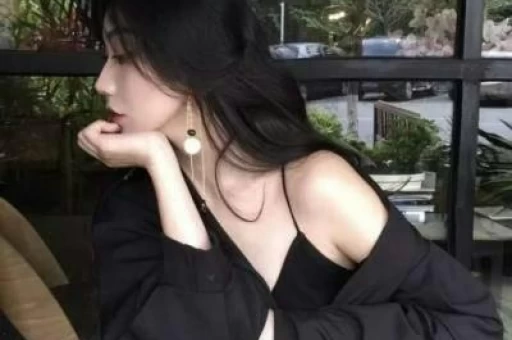 齐思钧被曝新恋情不到48小时过往苦情史被扒何炅的话有人信了