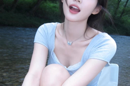 千万粉丝MCN长期雇网络写手搜罗拼接明星八卦在电视剧、综艺播放期间制造负面舆论敲诈剧组艺人有偿删帖12人被抓；警方披露详情