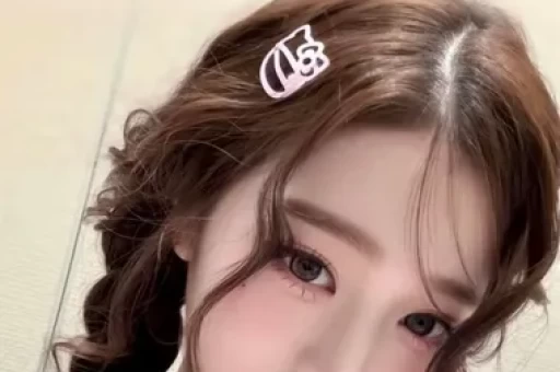 黄景瑜张艺上陈年恋情被翻登顶热搜引热议